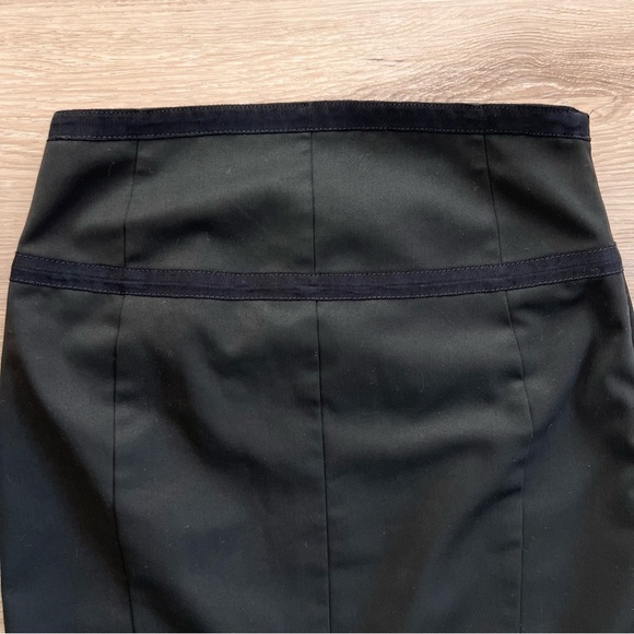Express Elegant Black Pencil Skirt - Picture 3 of 10